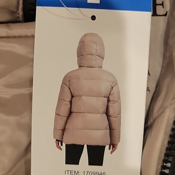 Two by Vince Camuto,puffer - Picture 3 of 7